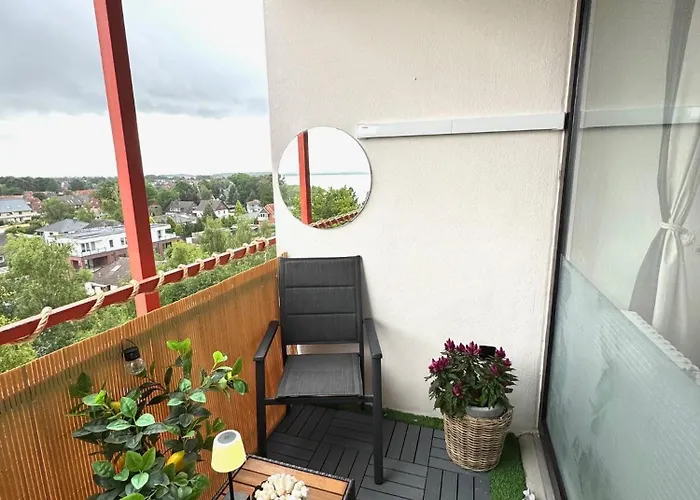 Apartment Ferien-whg Albatros Direkt Am Steinhuder-meer, Mit Meerblick Und Parkplatz